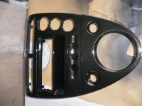 Honda Civic centre console in carbon dipping