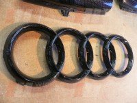 Audi badge- cabon dipped