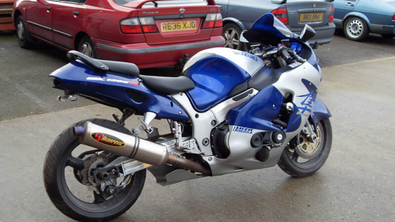 Suzuki GSX1300R Hayabusa supercharged!!