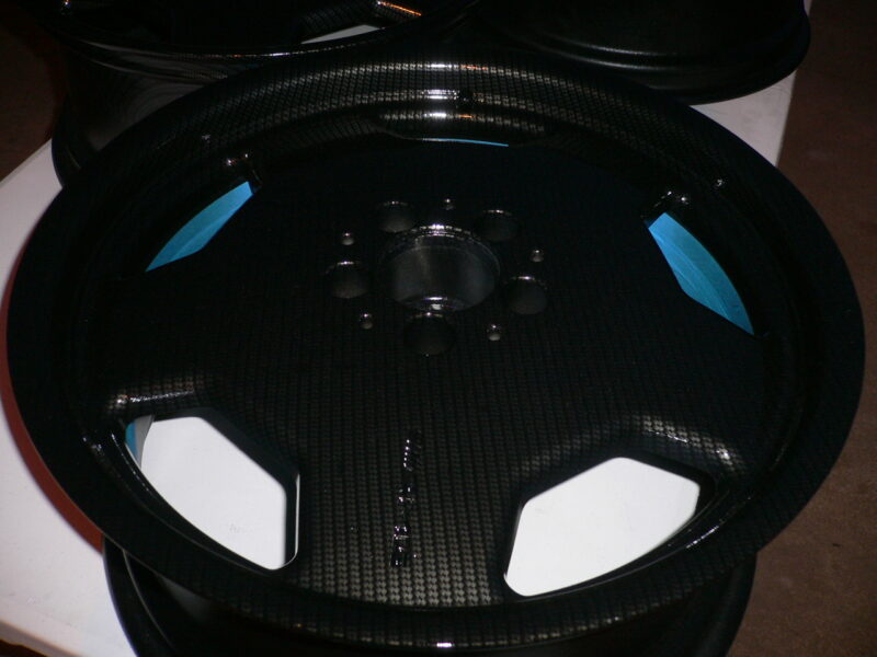 Carbon dipping on car wheel