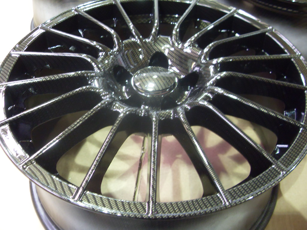 Carbon dipping Alloy wheels set in high gloss