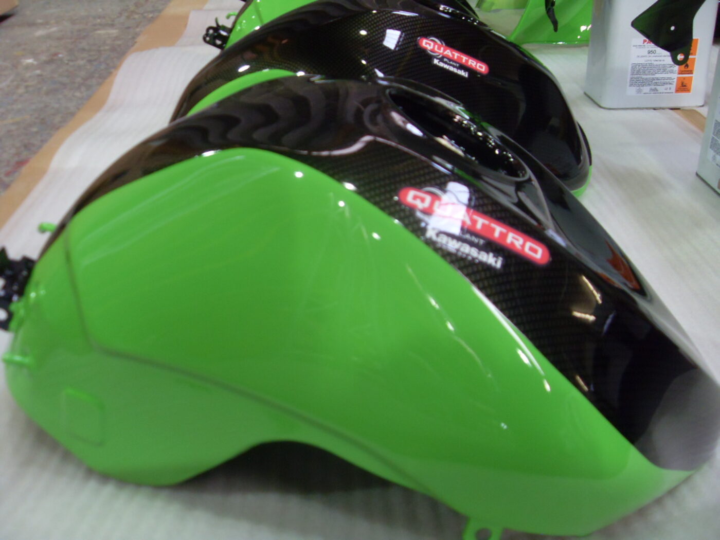 Bournemouth Kawasaki Race Team custom painted and carbon dipped parts