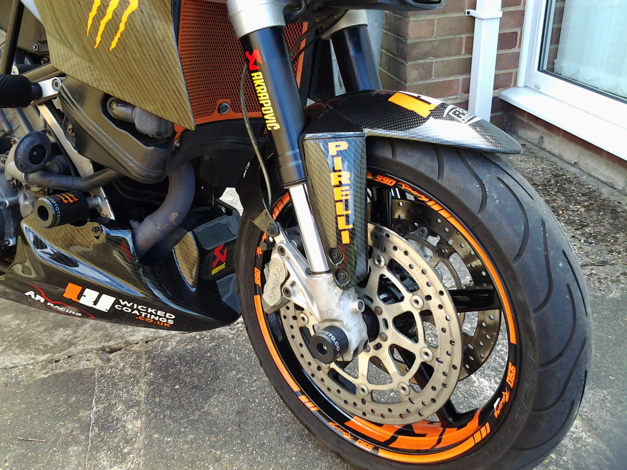 Wicked Coatings Superduke 990 Carbon dipped parts