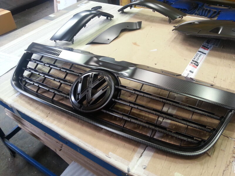 VW Exterior Various Parts Coated In Carbon Fibre Hydrographic Film Painted Black