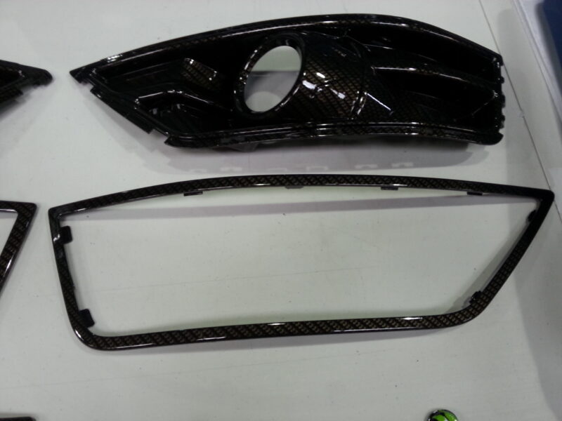 Car lamps Coated In Carbon Fibre Hydrographic Film Painted Black