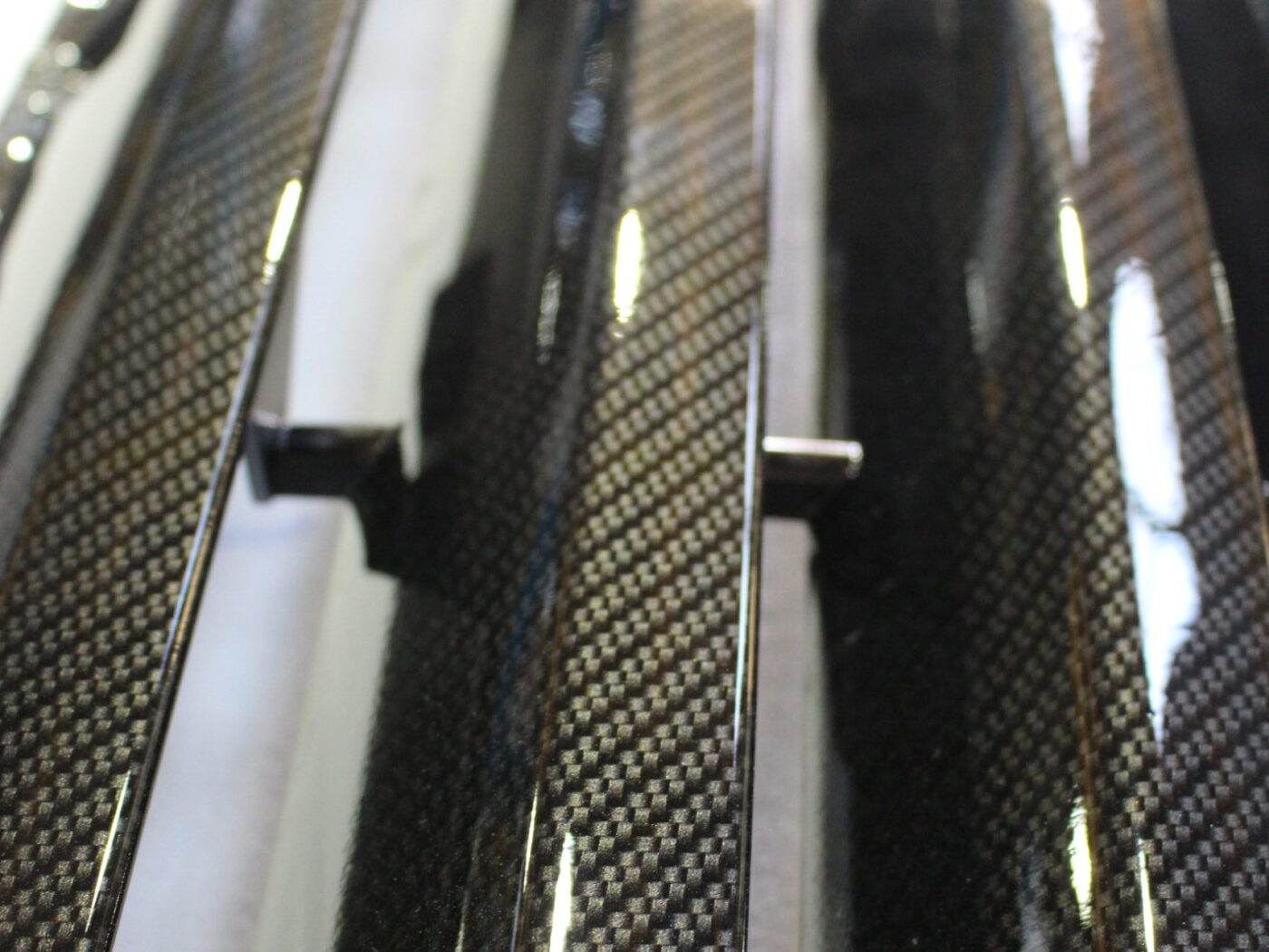Land Rover exterior coated in carbon fibre