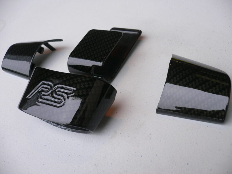 Ford Focus RS engine parts coated in carbon fibre hydrographic film painted black
