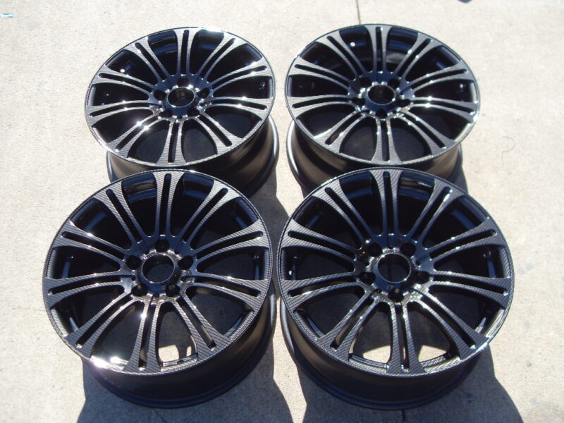 Car Alloy Wheels Coated In Carbon Fibre