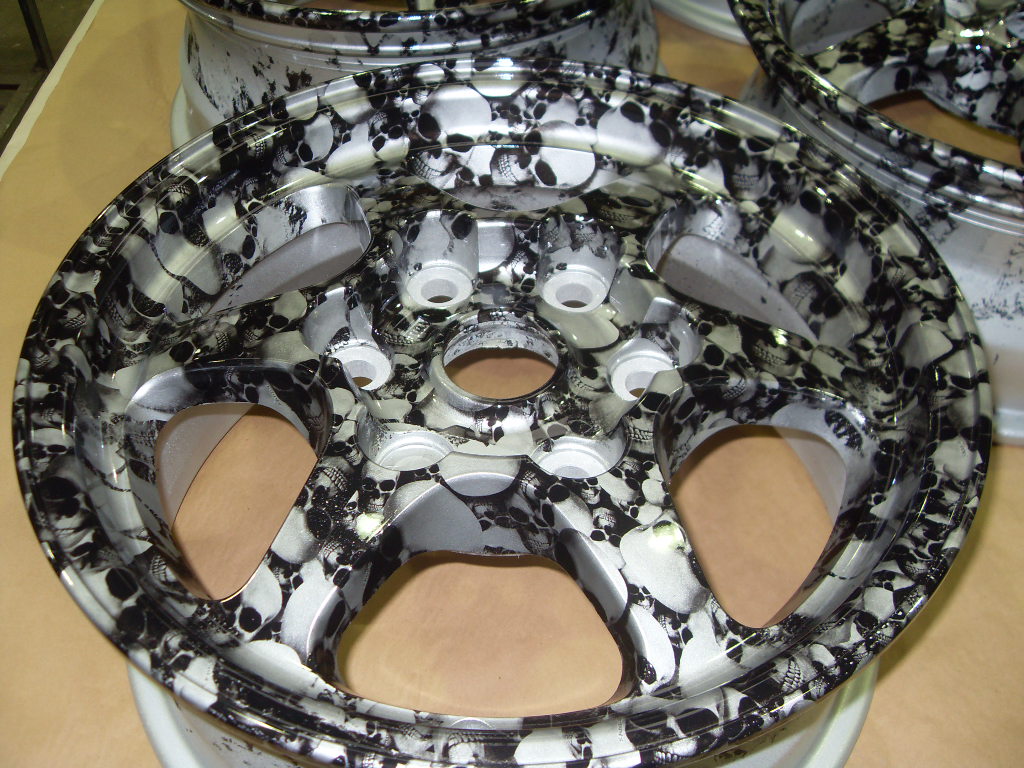 Car Alloy Wheels Coated In Skull Hydrographic Film