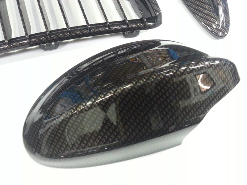 BMW exterior elements coated in carbon fibre hydrographic film painted black
