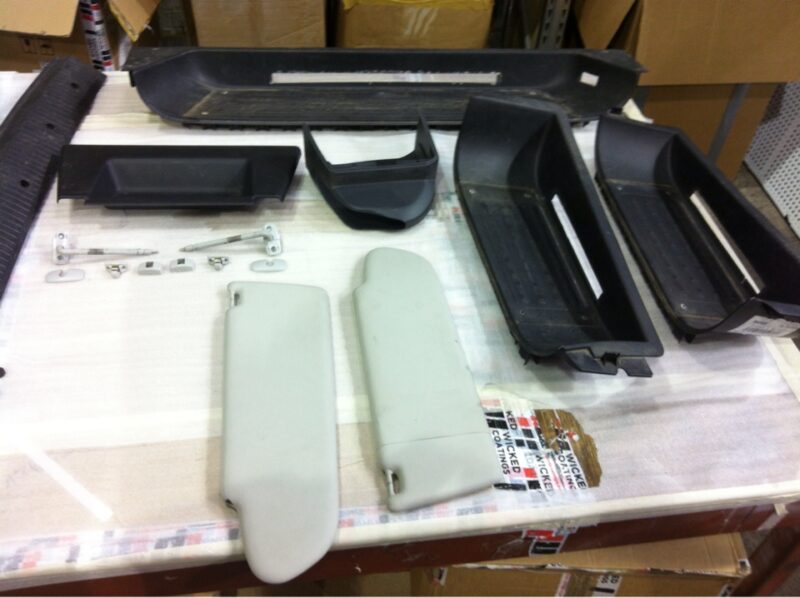 Car interior elements coated in carbon fibre