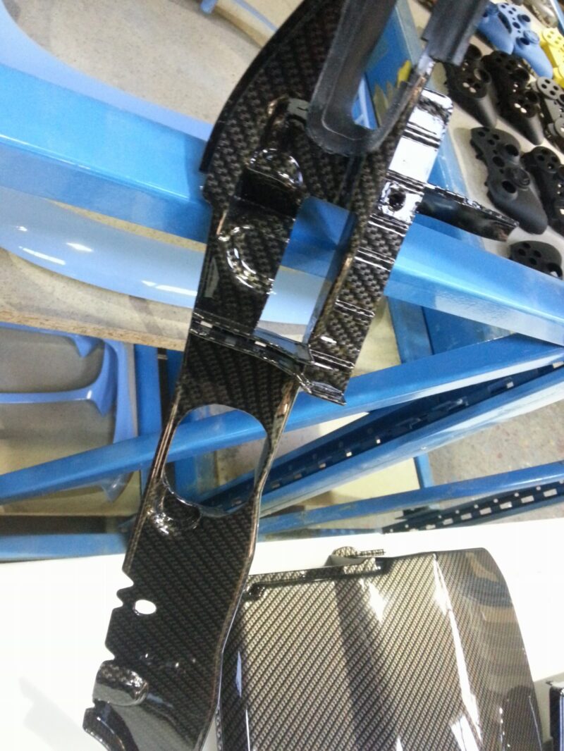 Ford Focus RS engine parts coated in carbon fibre hydrographic film painted black