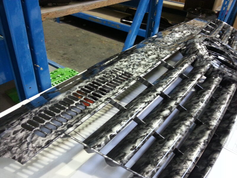 VW Transporter Various Exterior Parts Coated In Skull Hydrographic Film Painted Black