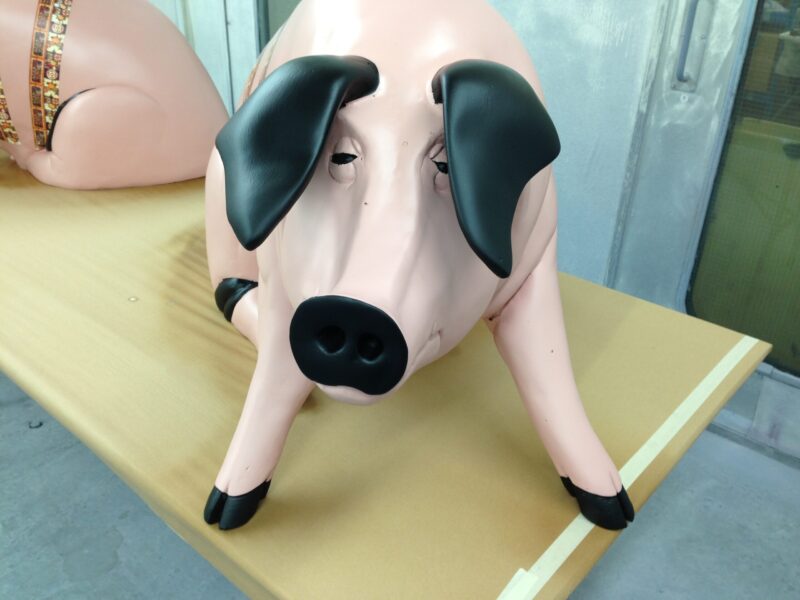 Charity Piggy banks / ornaments painted at Wicked Coatings