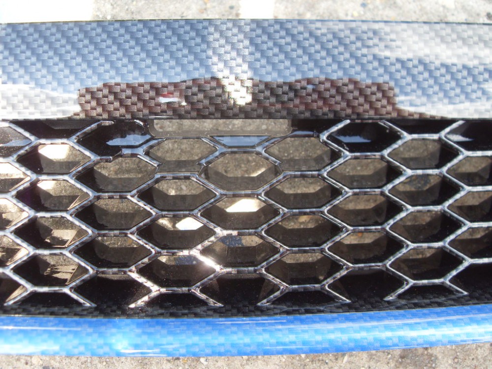 Wicked Coatings - Ford Focus ST radiator grill coated in carbon fibre