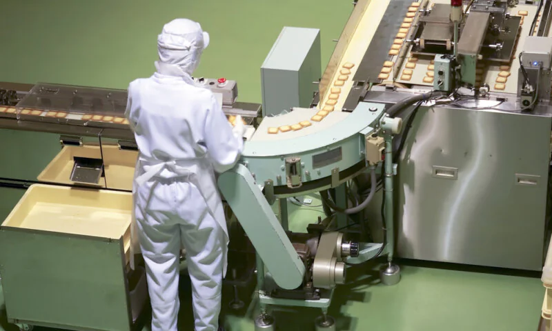 Avoid costly repairs by choosing the right blast medium for your stainless steel equipment