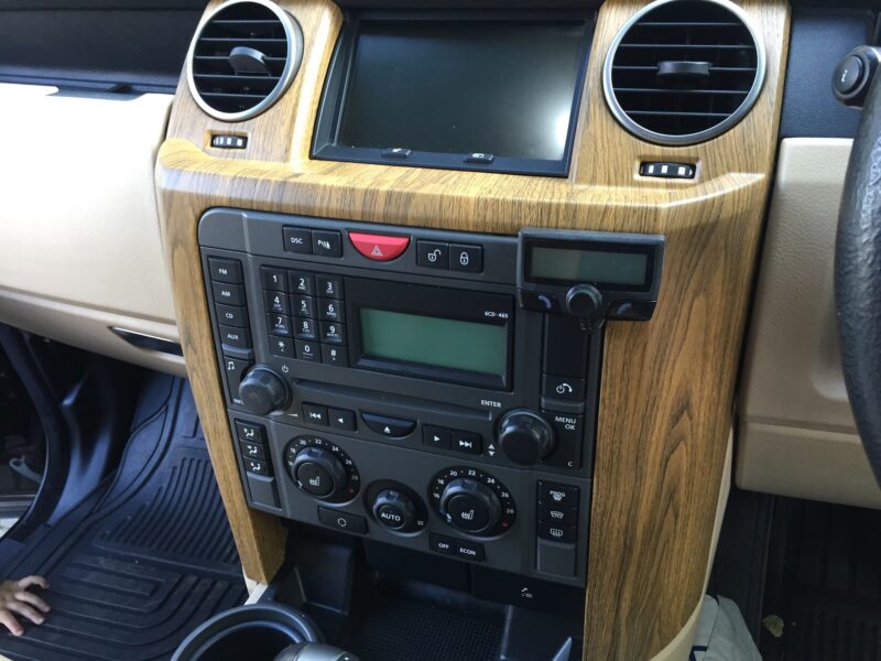 Land Rover Discovery – Interior